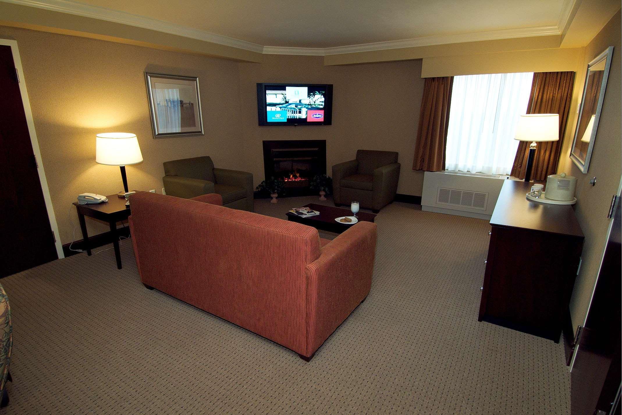 Hotel Doubletree By Hilton Pittsburgh Airport Moon Township Esterno foto
